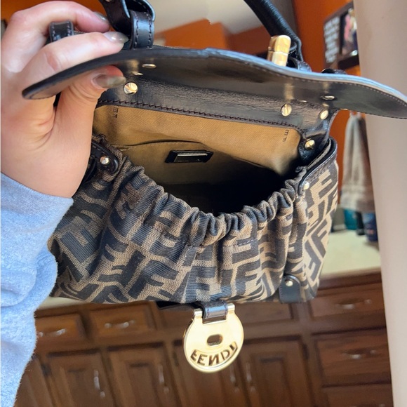 ❌sold❌Fendi Tobacco Brown Zucca Leather Magic Top Handle Bag - Picture 7 of 7